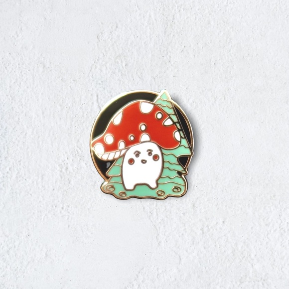Mushroom Hard Enamel Pin Brooch - Picture 1 of 3